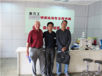 英國(guó)菲律賓合作伙伴考察固力士鋼筋直螺紋套筒合影